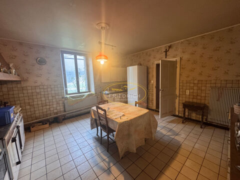   MAISON DE VILLAGE AVEC GRANGE A RENOVER Maison - 103 m�