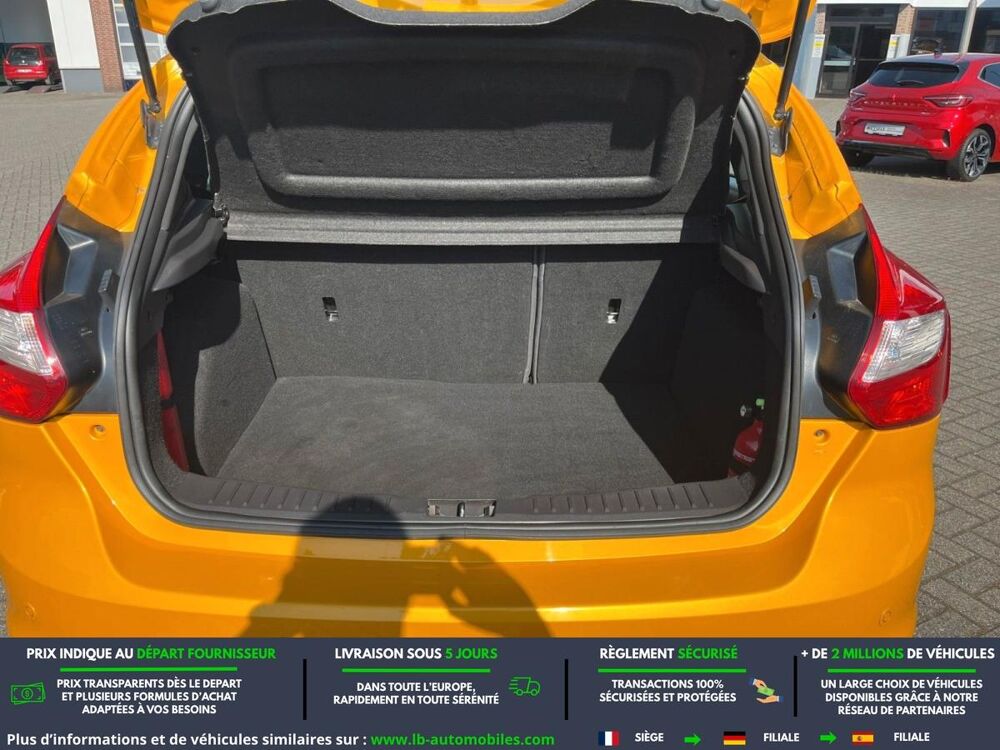 Focus ST 2.0 EcoBoost 250 2015 occasion 31850 Beaupuy