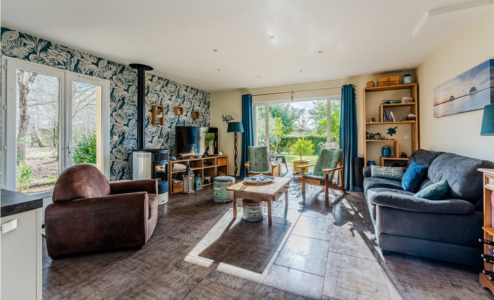 Vente Maison Une élégante propriété contemporaine en lisière de forêt - un écran de nature à deux pas du lac de Sanguinet Sanguinet