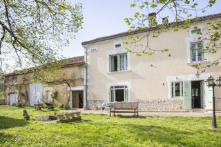  Maison à vendre 9 pièces 215 m²