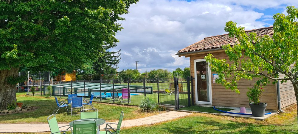 Vente Maison Propriété de caractère avec chambres d'hôtes et gîtes - au cœur d'un cadre verdoyant et bucolique Perissac