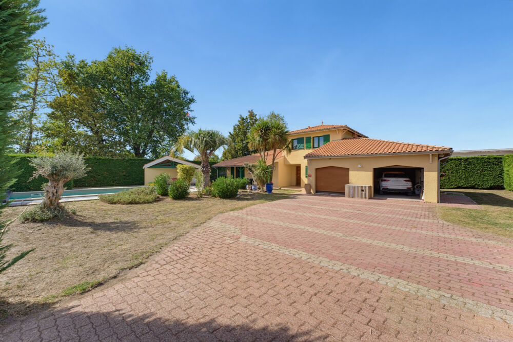 Vente Maison BOULIAC - secteur prisé, maison familiale avec piscine chauffée Bouliac