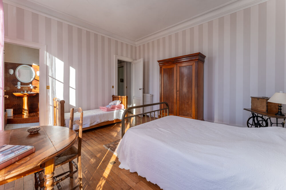 � vendre  Propri�t�/ch�teau Lestiac-sur-Garonne (33550)