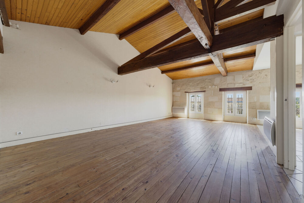 Vente Immeuble Bel ensemble immobilier à vendre dans l'Entre-deux-Mers - investissement locatif de qualité à saisir ! Targon