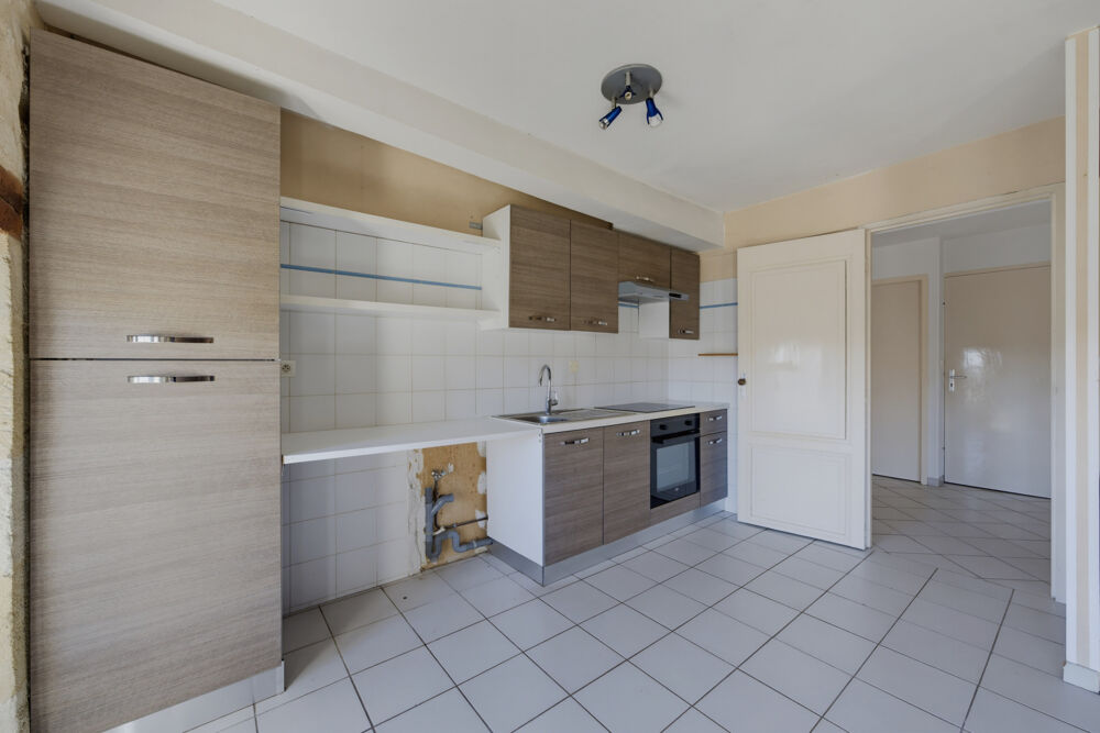 Vente Immeuble Bel ensemble immobilier à vendre dans l'Entre-deux-Mers - investissement locatif de qualité à saisir ! Targon