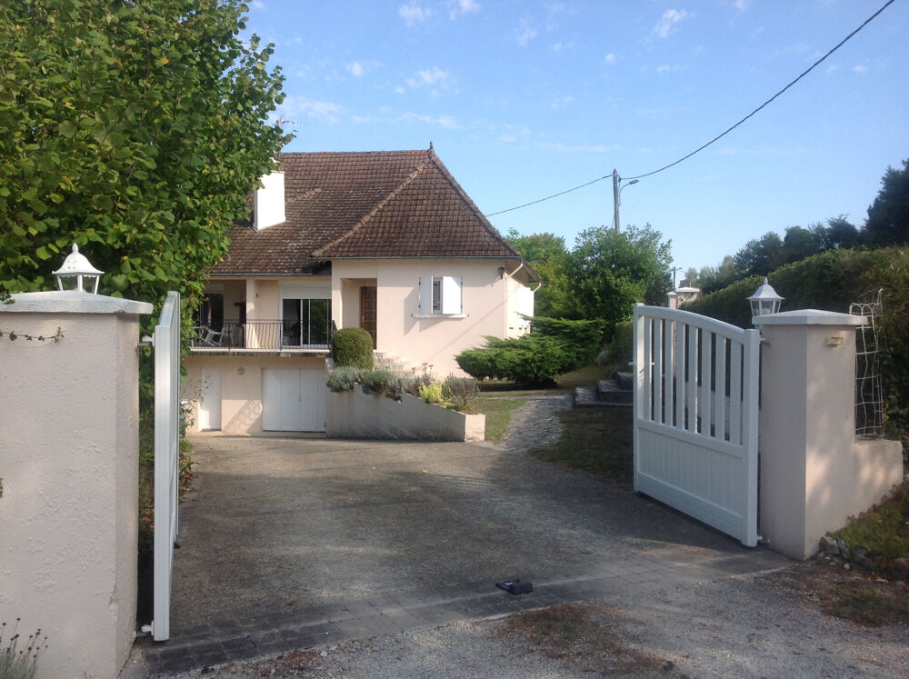 Maison 7 pièces 172 m² · à Mareuil · 172 m² · 249 500 €
