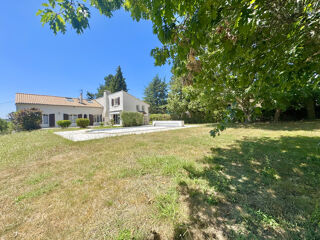  Maison � vendre 8 pi�ces 200 m�
