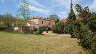  Maison � vendre 15 + pi�ces 390 m�