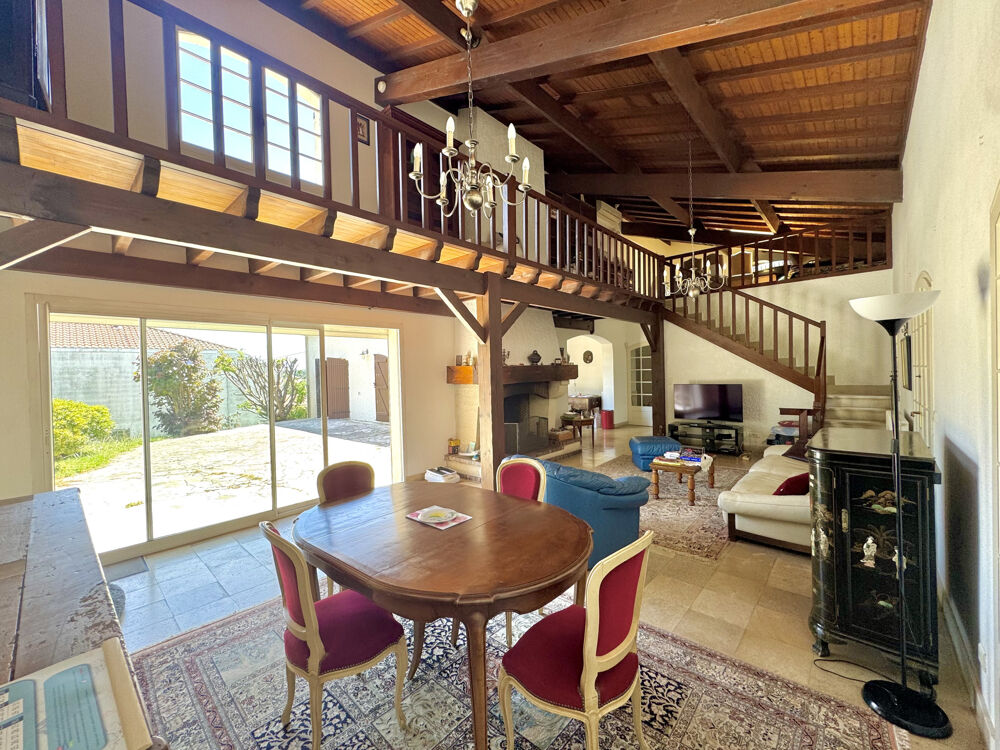 Vente Maison Maison 200m2 avec jardin et piscine Artigues pres bordeaux