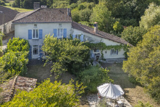  Maison à vendre 13 pièces 372 m²