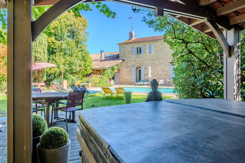 Maison 14 pièces 500 m² · à Bordeaux · 500 m² · 790 000 €