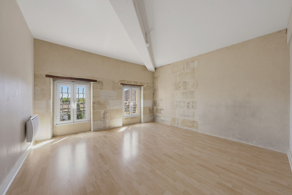 Vente Immeuble Bel ensemble immobilier à vendre dans l'Entre-deux-Mers - investissement locatif de qualité à saisir ! Targon