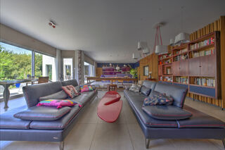  Propriété/château à vendre 7 pièces 230 m²