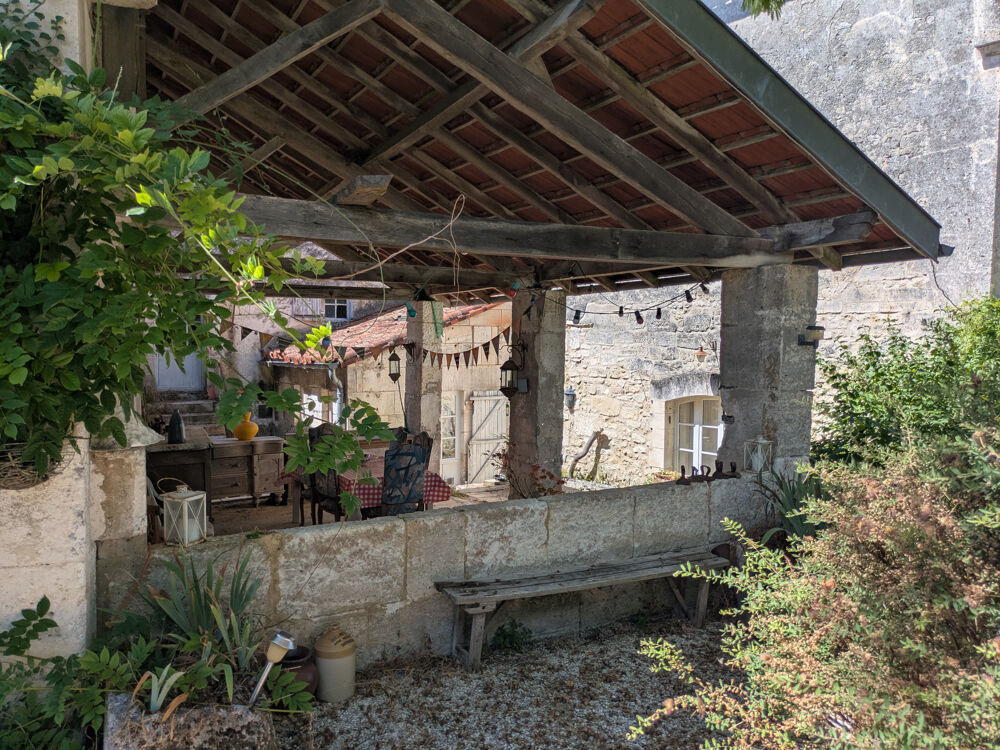 Maison bourgeoise, 210 m2, dépendances, jardin, Mareuil-en-Périgord
