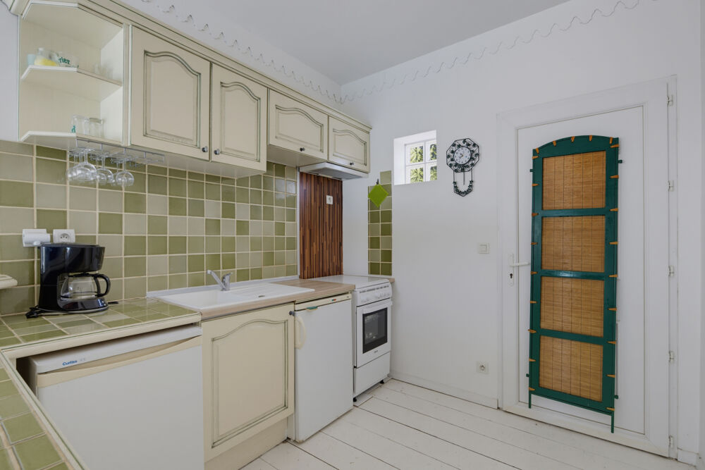 à vendre  Propriété/château Audenge (33980)
