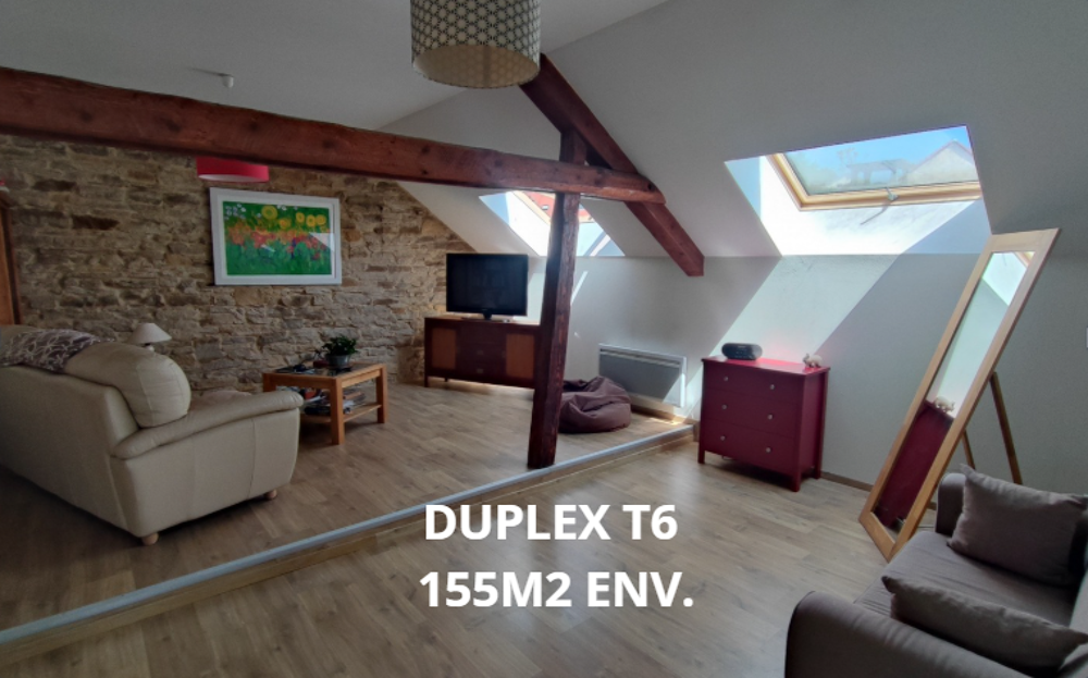 Vente Immeuble Ensemble immobilier Maison + 2 appartements + 1 Caf� Bavans