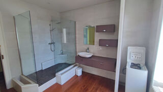  Appartement  vendre 6 pices 143 m