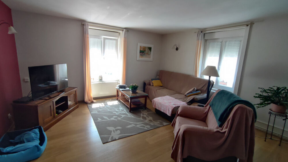 Vente Immeuble Ensemble immobilier Maison + 2 appartements + 1 Caf� Bavans