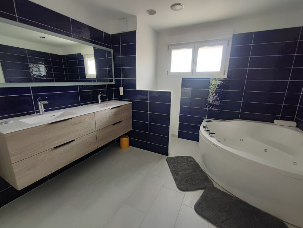 Maison F9 365m2 env. Voujeaucourt