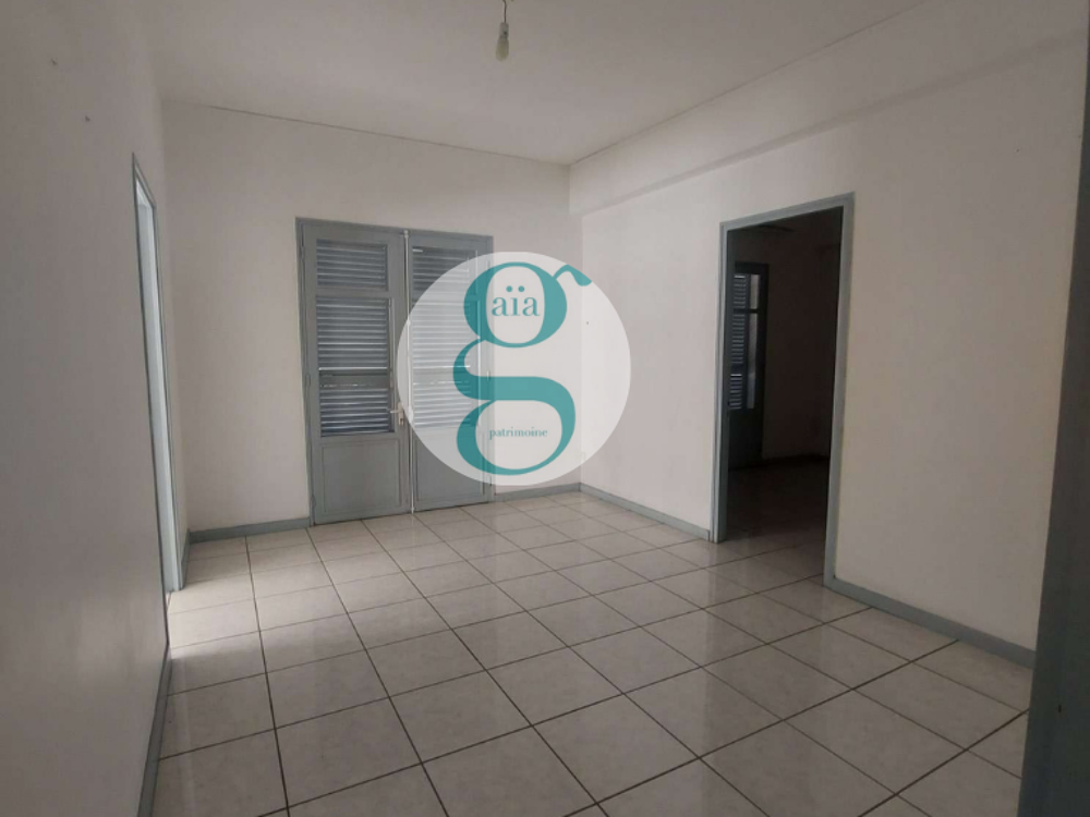   Bureaux centre-ville St-Denis 133m2 St denis