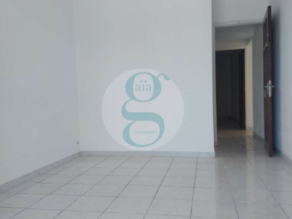 Location Appartement Appartement F3 rénové en plein coeur de Saint-André St andre