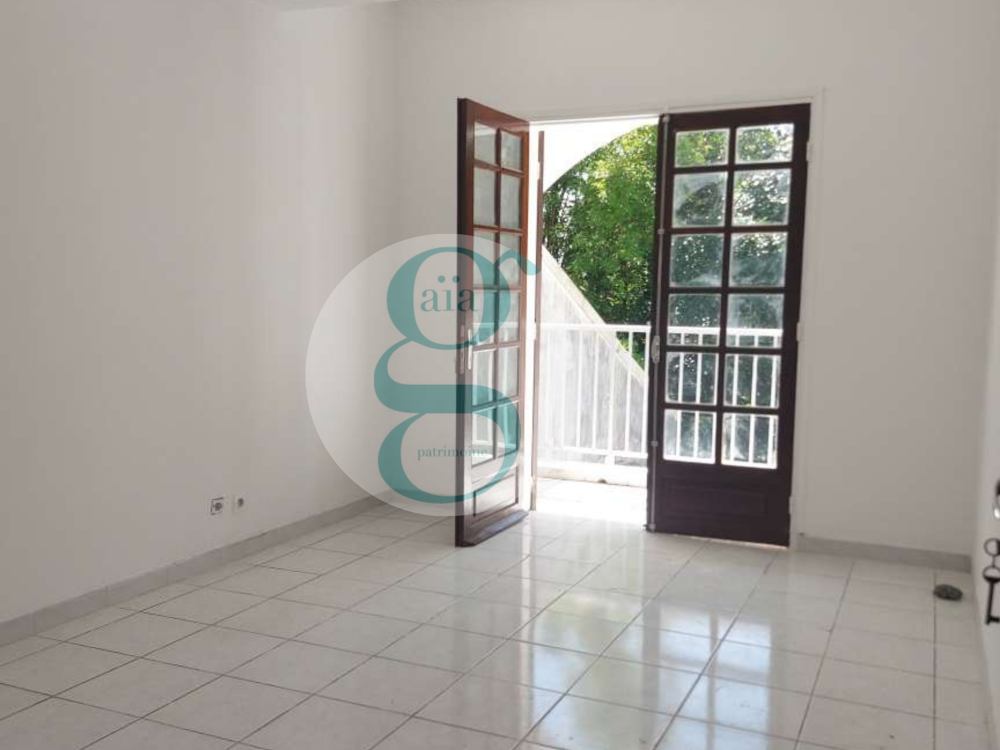 Location Appartement Appartement F3 rénové en plein coeur de Saint-André St andre