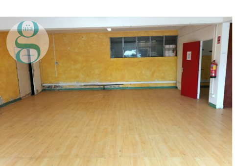   Local 115m2 - Saint-André 