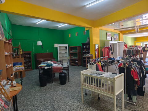   Local centre-ville Saint-Benoit 143m2 
