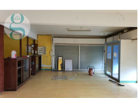   Local 115m2 - Saint-André 