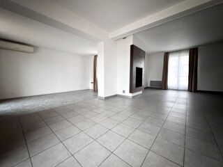  Maison � vendre 9 pi�ces 160 m�