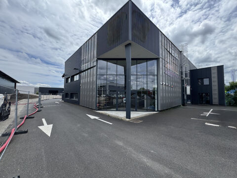 LOCAL PROFESSIONNEL BUREAUX, ENTREP&Ocirc;T et SHOWROOM  1175m2 &agrave; AUBI&Egrave;RE 63170 8292 63170 Aubiere