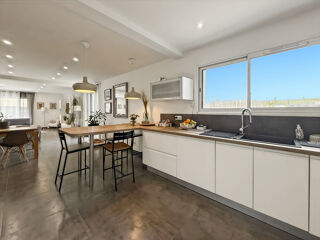  Maison � vendre 6 pi�ces 180 m�