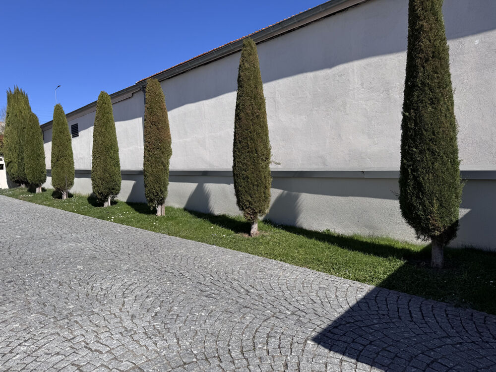 MAISON CLERMONT-FD secteur résidentiel recherché,140m2 avec piscine et terrain 1367m2 3 chambres et 2 garages
