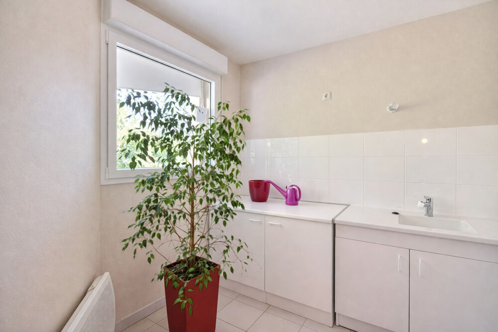 RARE T2 DANS UN ENVIRONNEMENT IDEAL A ROYAT 63130