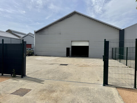 VENTE ENTREP&Ocirc;T 631m2 &agrave; RIOM 63200.  625400€ 625400 63200 Riom