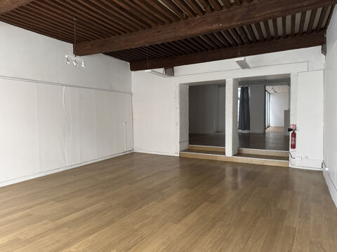   LOCAL COMMERCIAL OU D'ACTIVITÉ À RIOM 63200 