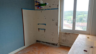  Immeuble à vendre 14 pièces 214 m²