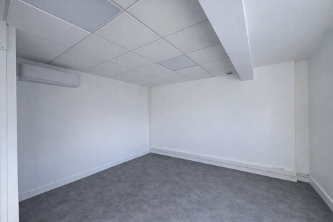   Bureaux 78 m2 Rue BONNABAUD 63000 CLERMONT-FD 