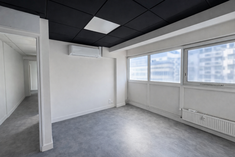   Bureaux 78 m2 Rue BONNABAUD 63000 CLERMONT-FD 