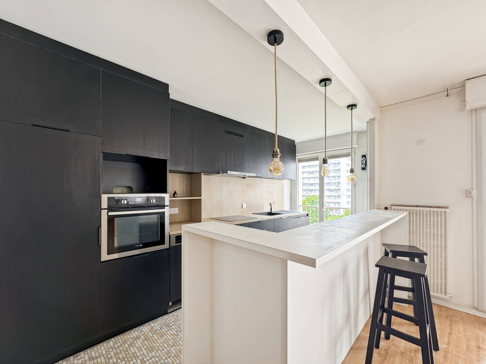 Appartement T3 de 82,73 m2 avec garage, balcon et ascenseur à Clermont-Ferrand
