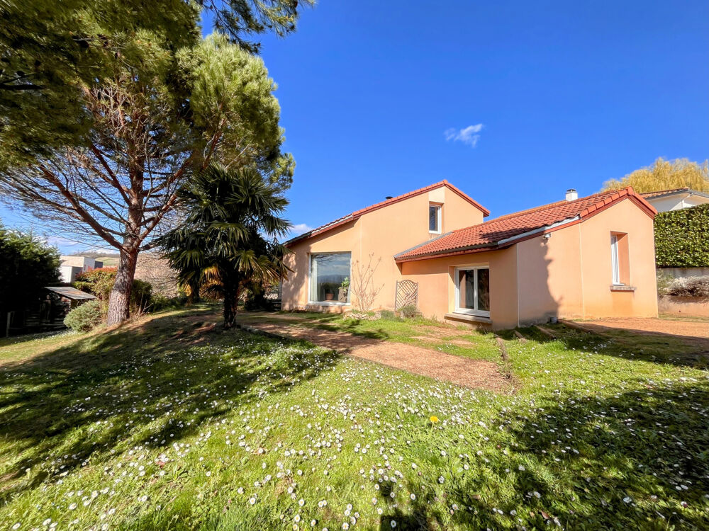 Villa de 124m2 sur les hauteurs de Mirefleurs