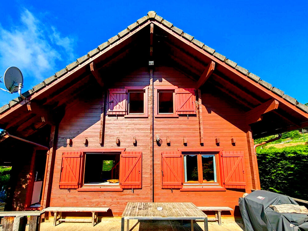 EXCLUSIVITE À Besse-Et-Saint-Anastaise (63), chalet en bois en vente
