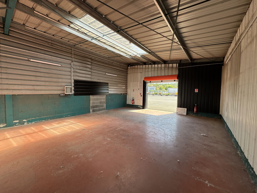   LOCATION ENTREPÔT DE 55m2 À CREUZIER-LE-NEUF ( Près de VICHY) Creuzier le neuf