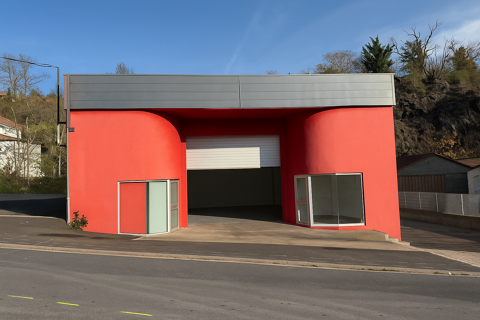   LOCAL COMMERCIAL / D'ACTIVITÉ 400m2 à BEAUMONT  63110 