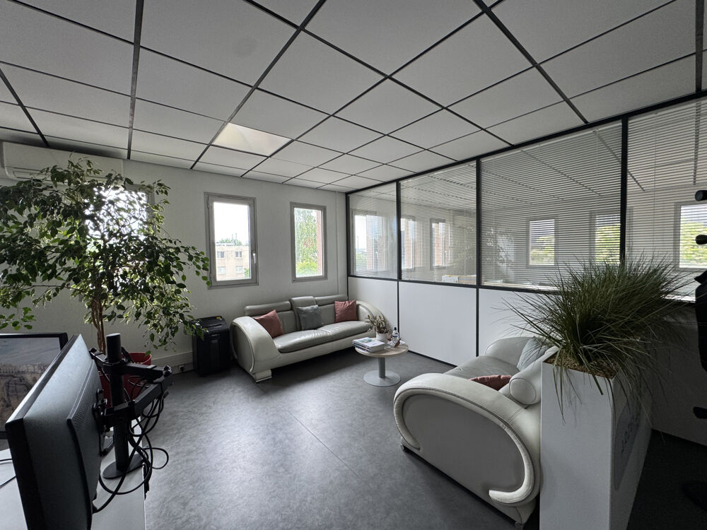   plateaux de bureaux de 130m2 à Clermont-Ferrand LE BREZET Clermont ferrand