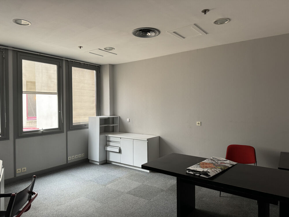   PLATEAUX DE BUREAUX 87,5m2 CLERMONT-FERRAND Clermont ferrand