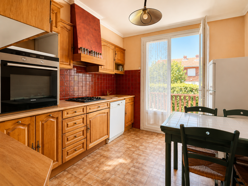 Maison , 5 chambres, sur terrain de 622m2 Le Cendre (63670)