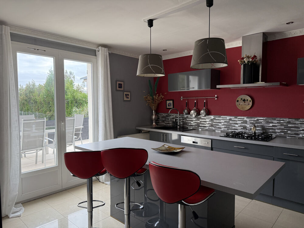 � vendre  Maison Pont-du-Ch�teau (63430)