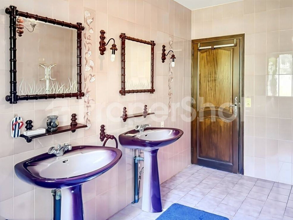 Grande maison familiale à vendre à Courpière 250 m2 habitables