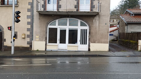   Local commercial à louer   73 m2   Orcines 